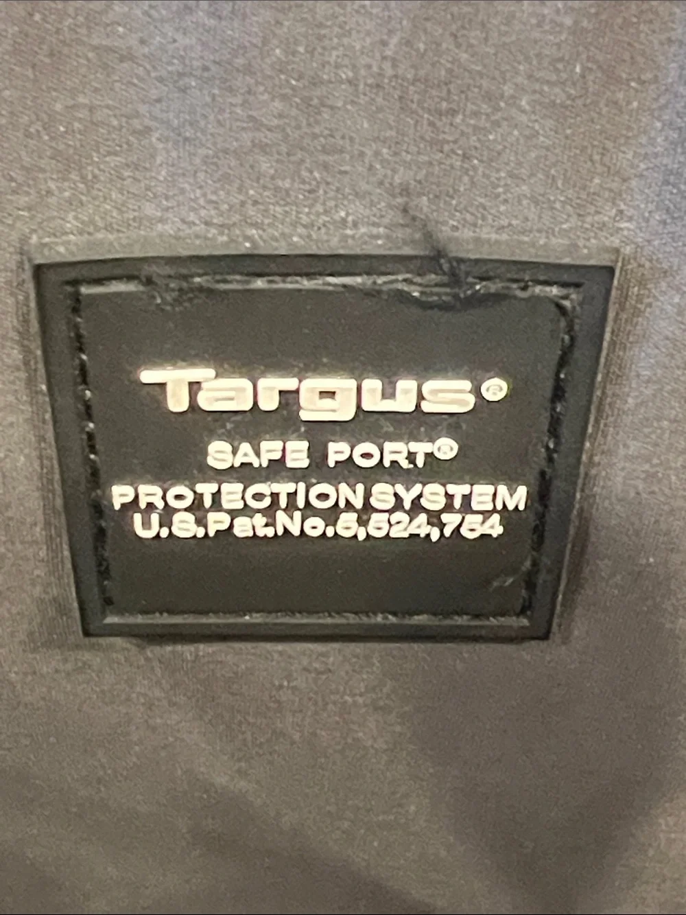 Targus magnetic handle